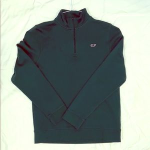 Boys vineyard vines green pull over